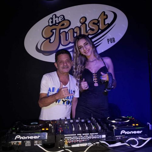 DJ NENGA E MARIA ANDRADE REINAUGURAÇÃO DO NEW TWIST FOTO FABIO SOUTO (40)