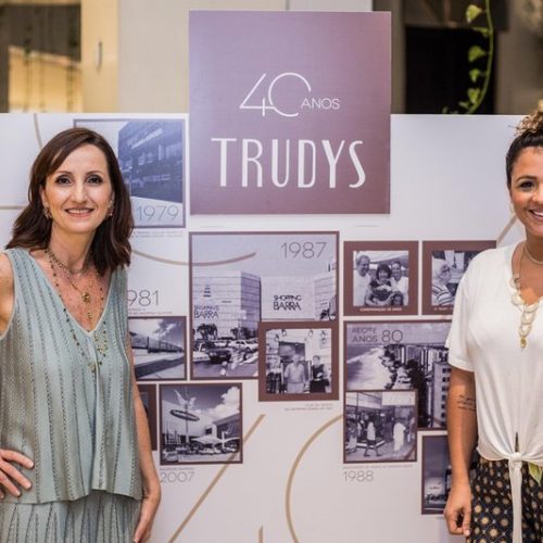 Antonela Betoni e Duda Caires