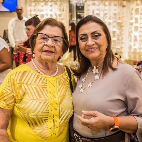 Lourdes e Claudia Bahia