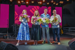 Tatiana, Roberta e Luciano Mandelli e Lon Menezes