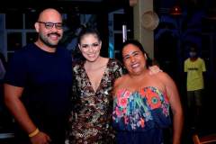 Isac-Hora-juliana-e-Nara-Amaral_Easy-Resize.com_