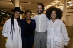 Grada Kilomba, Margareth Menezes, Helio Menezes e Diane Lima