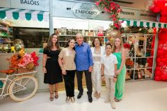 Débora, Maria, José, Elis, Daniela e José Piñón Filho (Família Piñón)