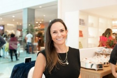 Angela-Freitas_Easy-Resize.com_