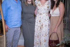 Lon-Menezes-Maria-Eduarda-e-Maria-Fernanda-Barreto-com-Dri-Barreto_Easy-Resize.com_