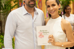 Pedro Castro e Camila Meccia