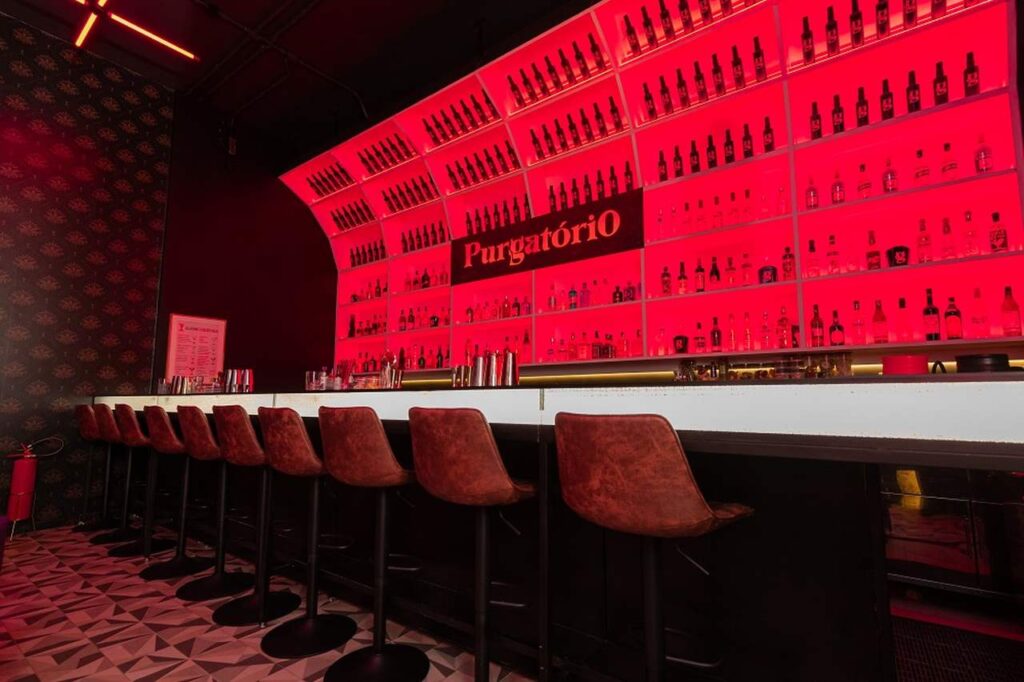 Purgatório Bar reforça conceito “speakeasy” em Salvador, focado em