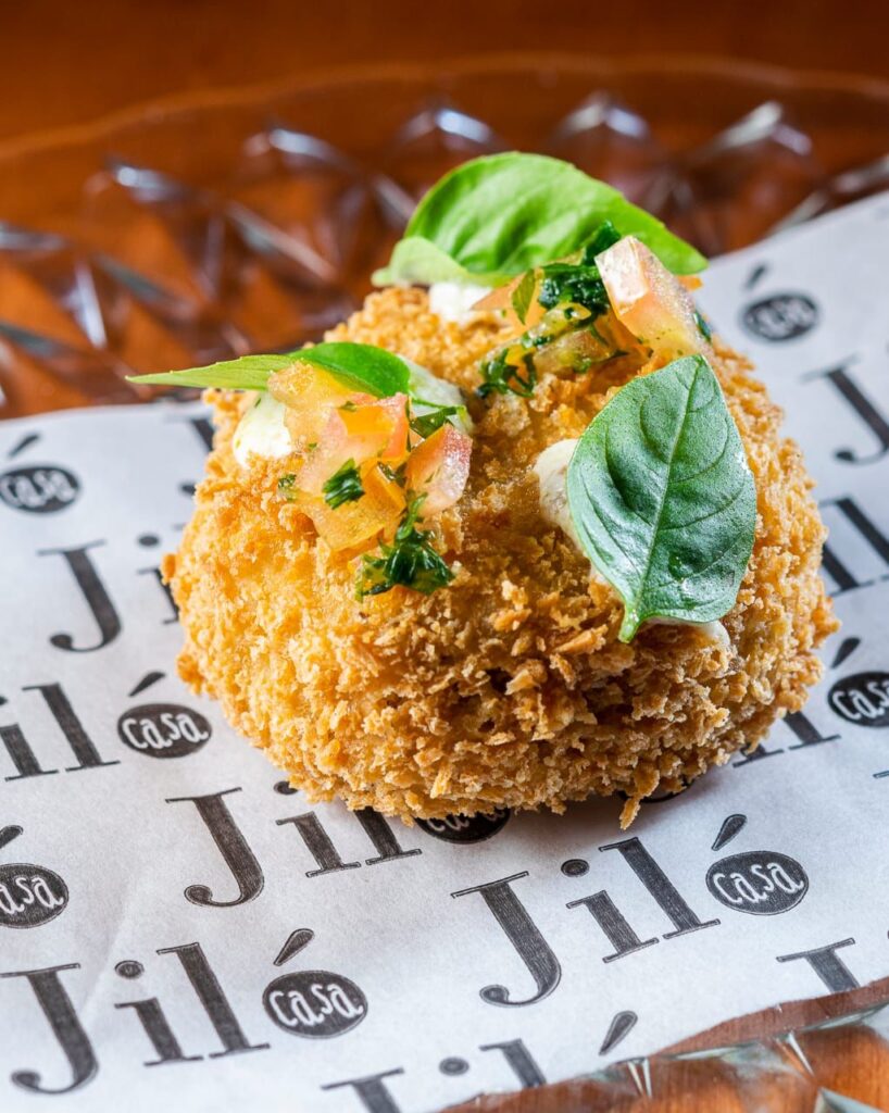 Arancini Caprese do restaurante Jiló - Foto | Jota JR