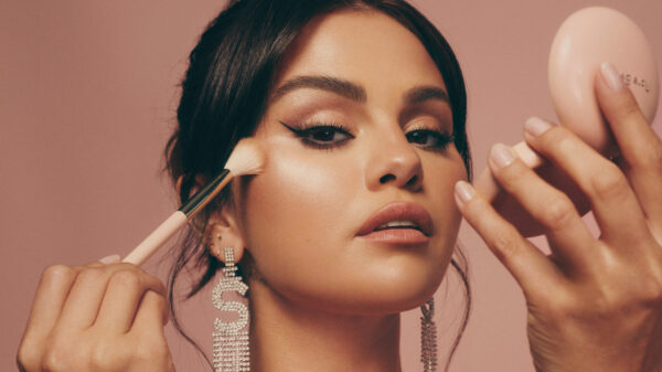 Rare Beauty Positive Light