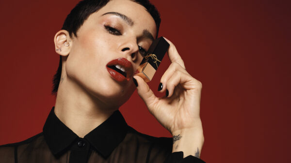 Yves Saint Laurent Beauté apresenta Rouge Pur Couture The Bold