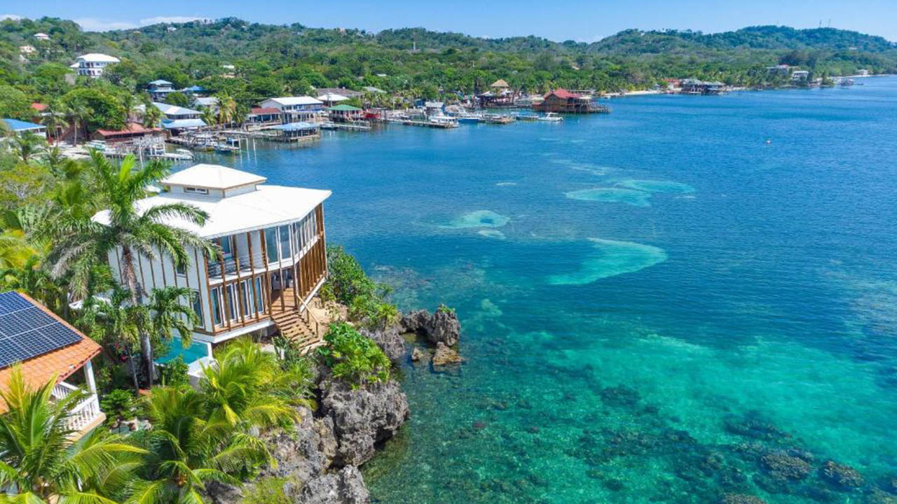 Roatán, em Honduras, é um dos destinos dos navios