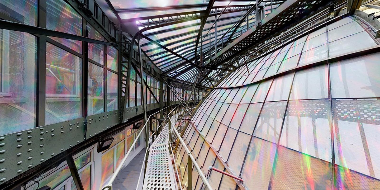 Simulação da instalação To Breathe na parte externa da cúpula da Galeries Lafayette Haussmann