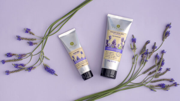 Flora compra Vyvedas