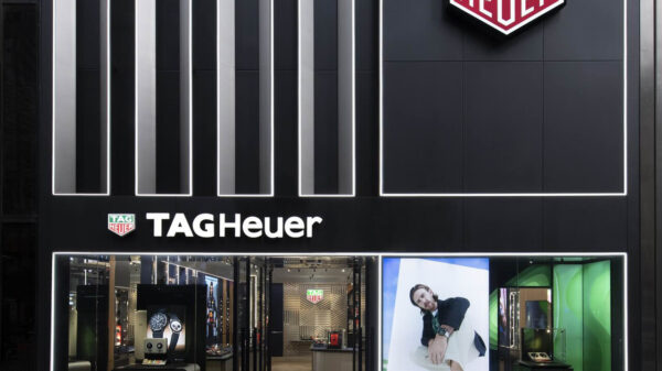 TAG Heuer celebra flagship na 5ª avenida