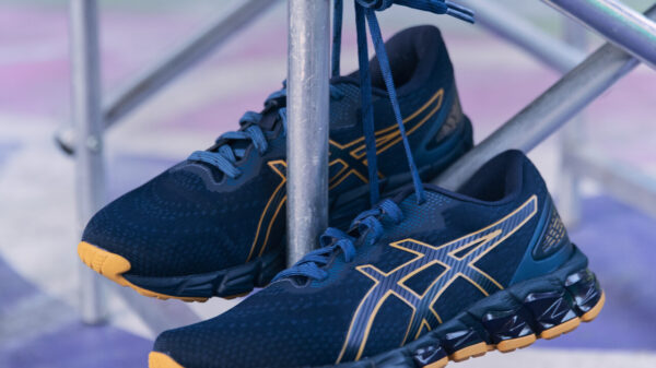 ASICS Sportstyle GEL-QUANTUM 180 FLY - Crédito: Olivia Yokouchi