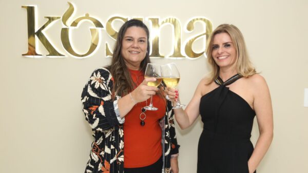 As sócias Alessandra Bertani e Cristine d’Alva celebraram a inauguração