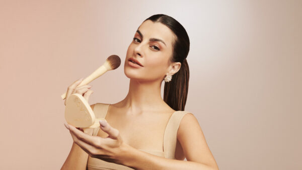 Linha Glass - Ruby Rose - Crédito Thais Vandenezi