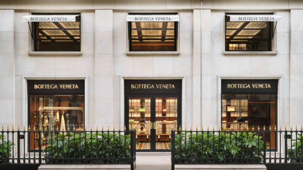Bottega Veneta Paris Avenue Montaigne - Divulgação