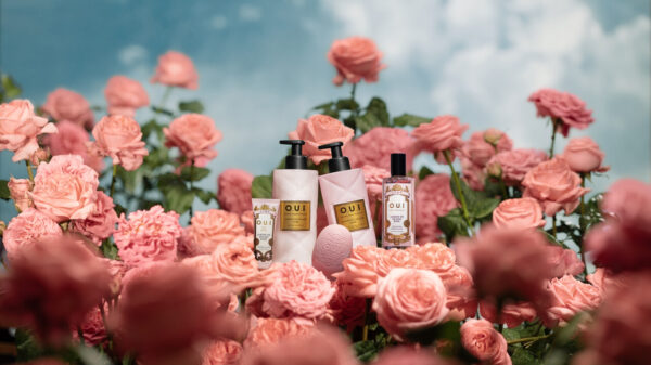 JARDIN DE GRASSE ROSE - Crédito :Divulgação