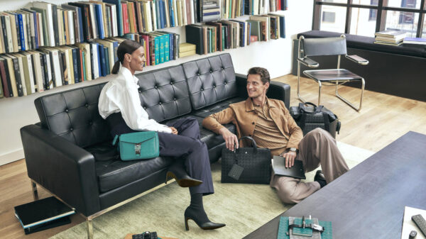 Nova coleção de couro Montblanc Extreme 3.0: cores e formas ousadas para acompanhar quem vive em constante movimento Crédito: Divulgação Montblanc