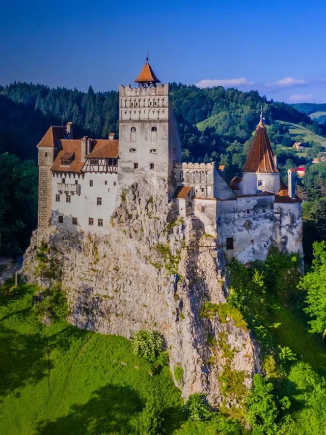 Conheça os 10 castelos e palácios mais populares da Europa