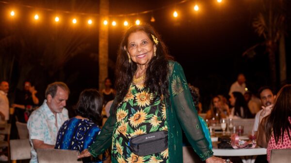 Gessy Gesse recebeu convidados e amigos na reinauguração do Bar do Pique - Fotos | Taty Freitas