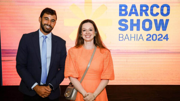 Hugo Leonardo (CEO Barco Show) e Isabela Suarez (Baía Viva) - Fotos | Bruno Reis