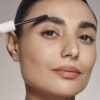 Brow Freeze Gel novo gel de sobrancelha de Anastasia Beverly Hills - Reprodução