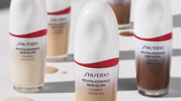 Base Revitalessence Skin Glow da Shiseido - Divulgação