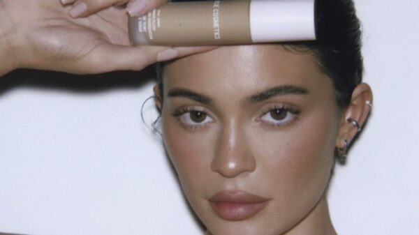 Kylie Cosmetics Complexion - Divulgação