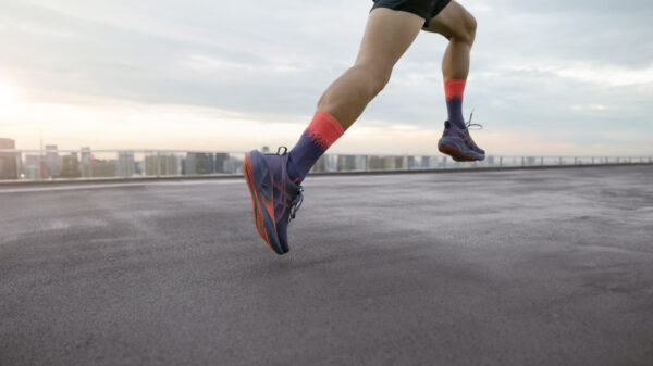 ASICS lança o Novablast 5 - Divulgação