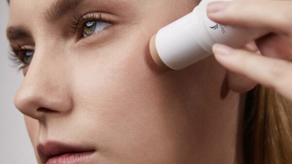 Episol Color Stick FPS50 - Crédito: Instagram @mantecorpskincare