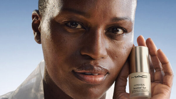 Olhos Serumizer Eye 360° da M·A·C Cosmetics - Divulgação