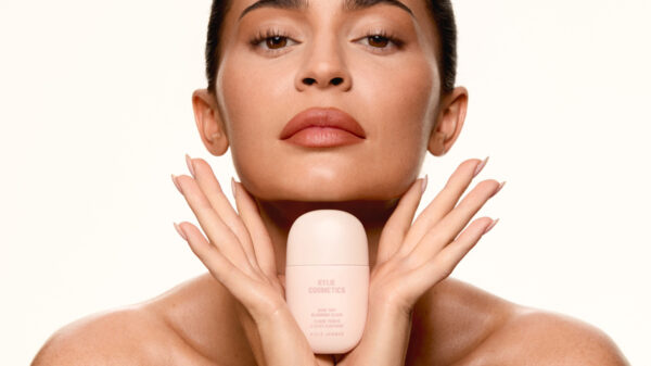 Base Skin Tint da Kylie Cosmetics - Divulgação