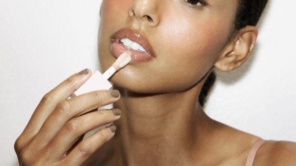 Kylie Cosmetics Lip Oil Desserts - Reprodução Instagram