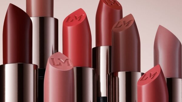 Laura Mercier batom Caviar Hydra-Crème - Foto: Reprodução Instagram @lauramercier