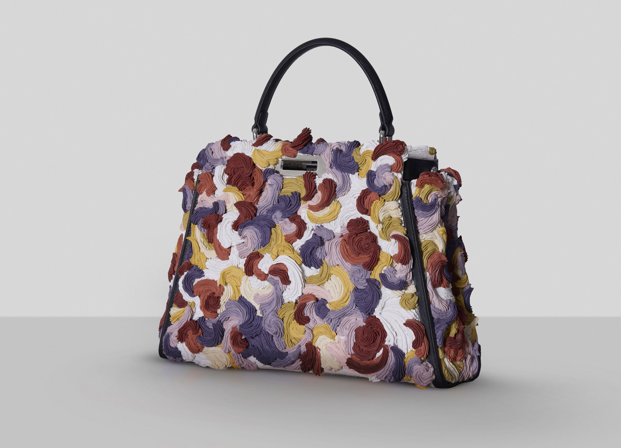 FENDI apresenta bolsas Peekaboo exclusivas em projeto artístico “Rock the Craft” - Divulgação