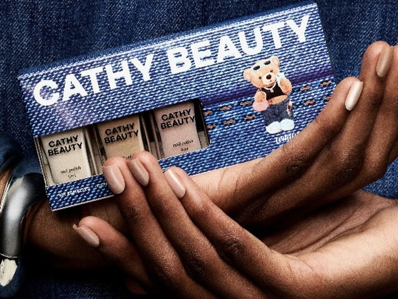 Cathy Beauty Teddy Bear Trio - Reprodução Instagram