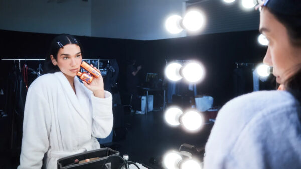 Dua Lipa - Foto: Crédito BTS Morgan Maher
