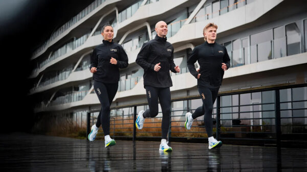 Mizuno Hyperwarp -Divulgação