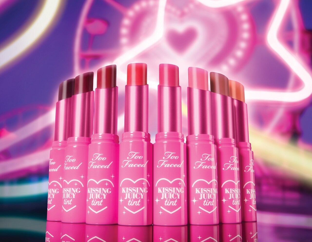 Juicy Lips Kissing Juicy Tint Too Faced - Divulgação