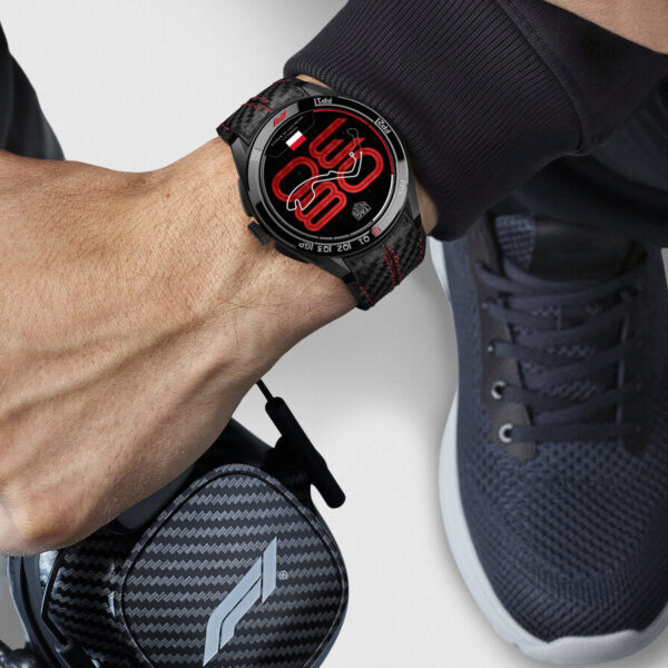 TAG Heuer lança o novo Connected Calibre E5 45mm x Formula 1 - Divulgação