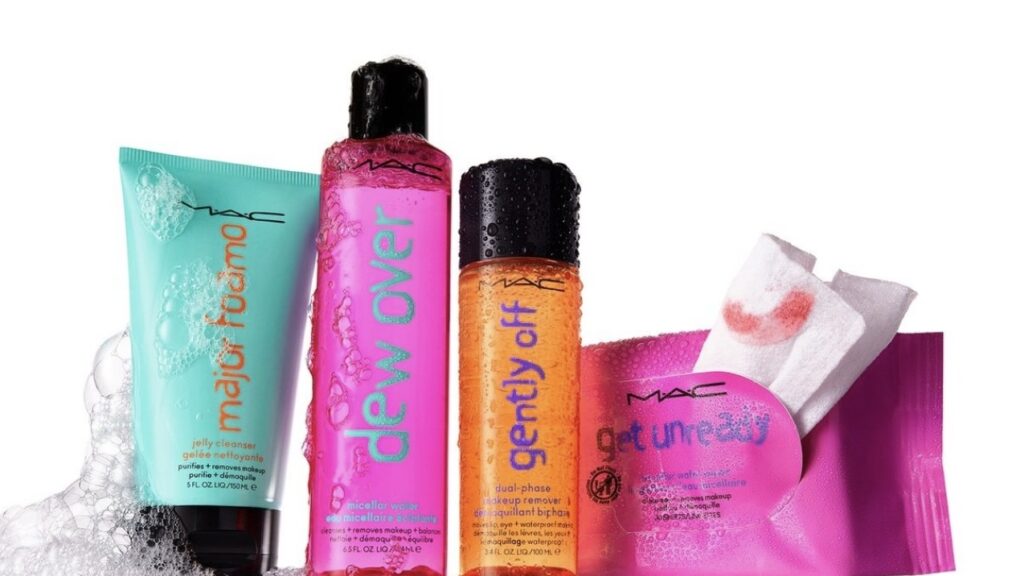 M·A·C linha completa de remoção e limpeza de alta performance para tirar tudo e cuidar da pele - Divulgação