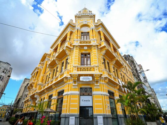 Palacete Tirachapéu