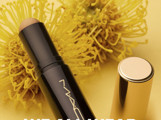 M·A·C Studio Radiance Skin Tint Stick - Divulgação